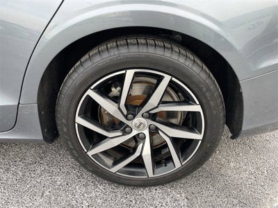 2020 Volvo S60 T6 Momentum