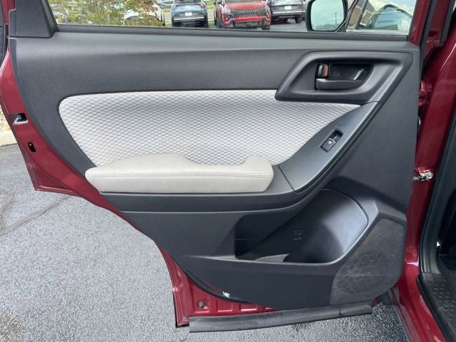 2017 Subaru Forester 2.5i