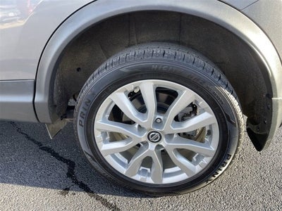 2022 Nissan Rogue Sport SV