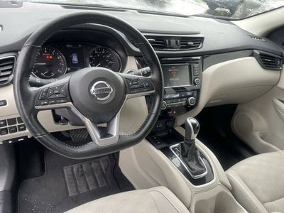 2022 Nissan Rogue Sport SV