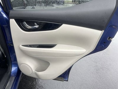 2022 Nissan Rogue Sport SV