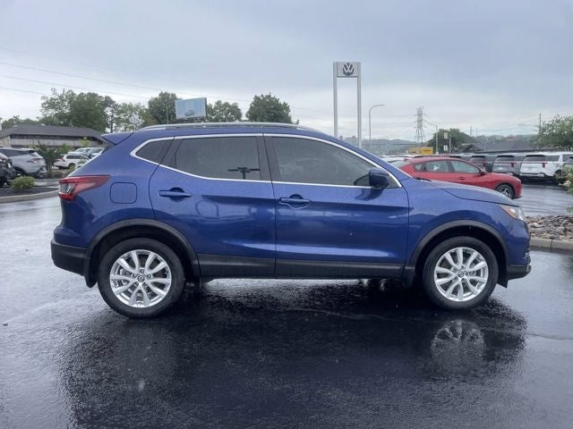2022 Nissan Rogue Sport SV