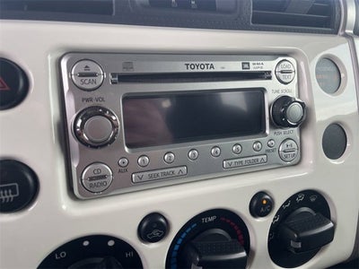 2014 Toyota FJ Cruiser Base