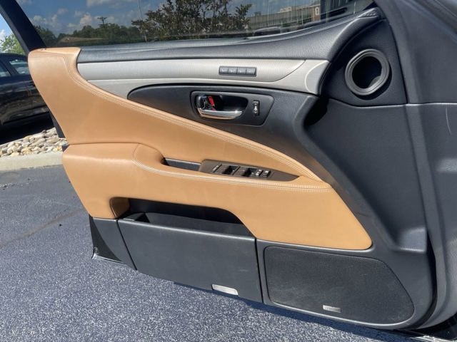 2014 Lexus LS 460