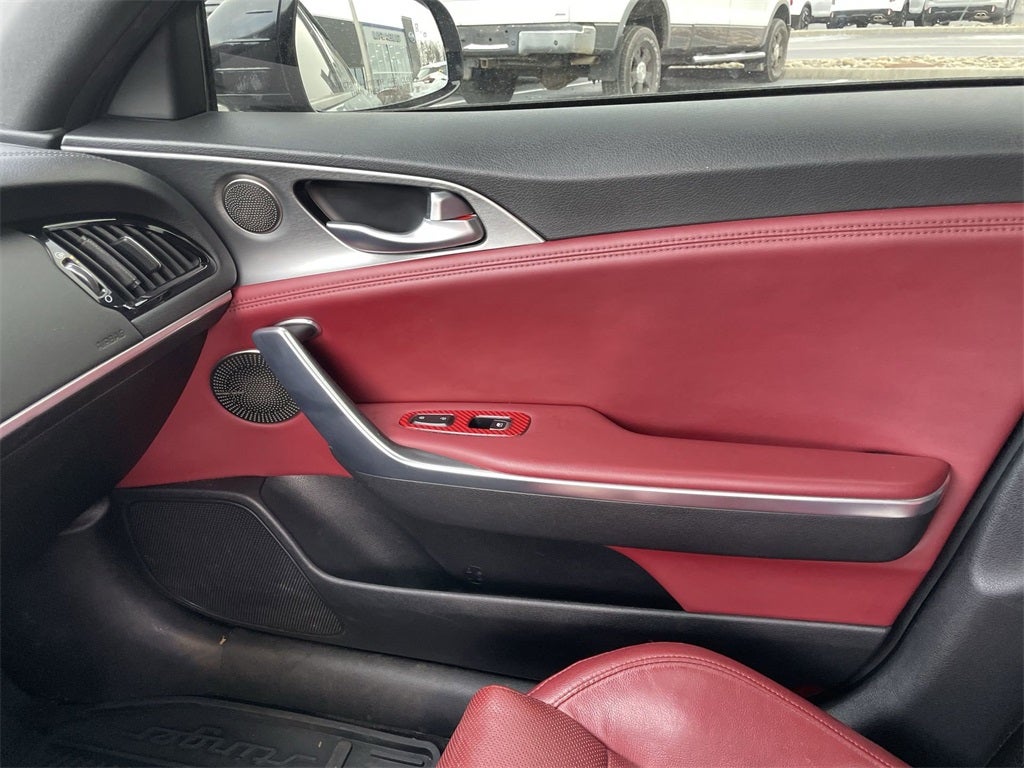 2020 Kia Stinger GT1