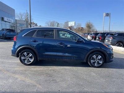 2022 Kia Niro LXS