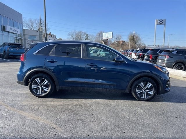 2022 Kia Niro LXS