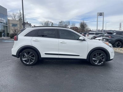 2017 Kia Niro EX