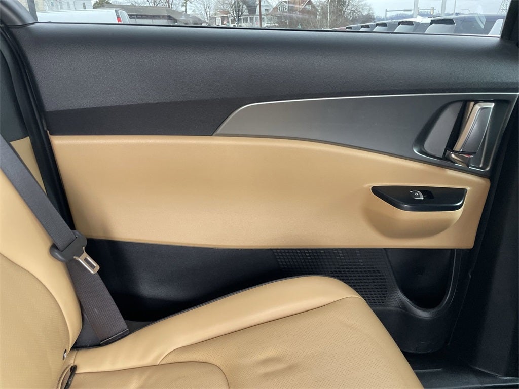 2022 Kia Carnival LXS