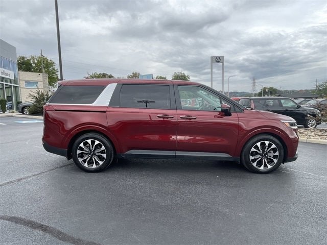 2024 Kia Carnival EX