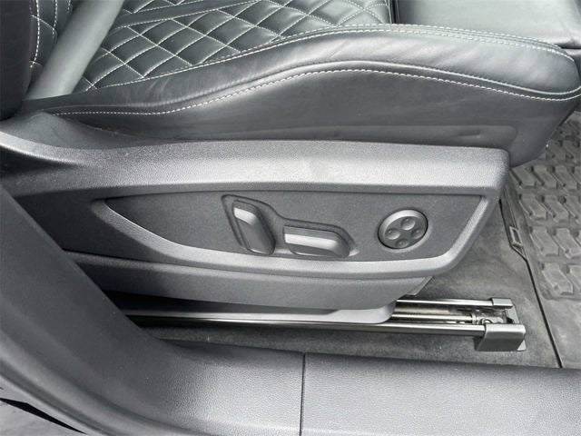 2022 Audi SQ5 Premium Plus quattro