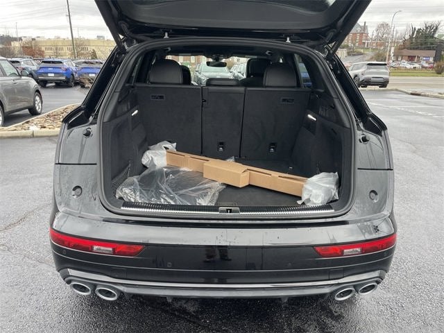 2022 Audi SQ5 Premium Plus quattro