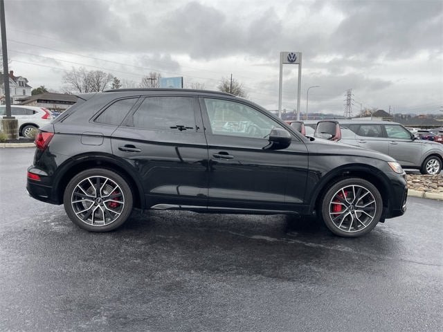 2022 Audi SQ5 Premium Plus quattro