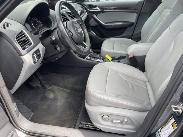 2016 Audi Q3 2.0T Prestige quattro