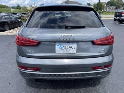 2016 Audi Q3 2.0T Prestige quattro