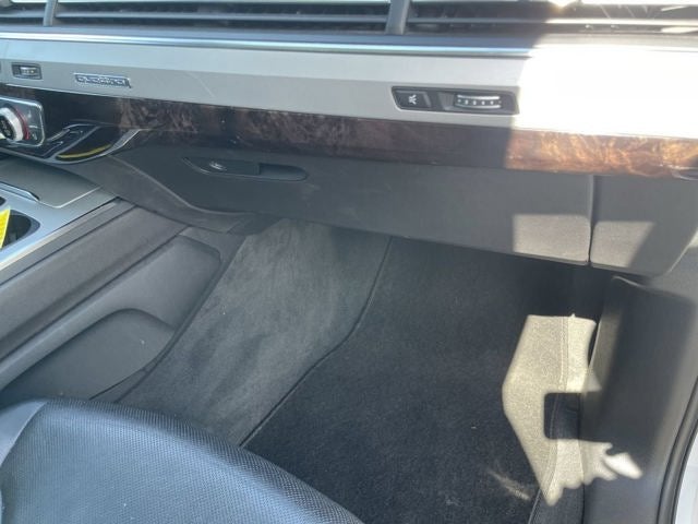2019 Audi Q7 45 SE Premium Plus quattro