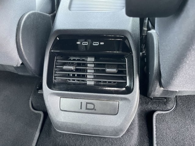2021 Volkswagen ID.4 Pro