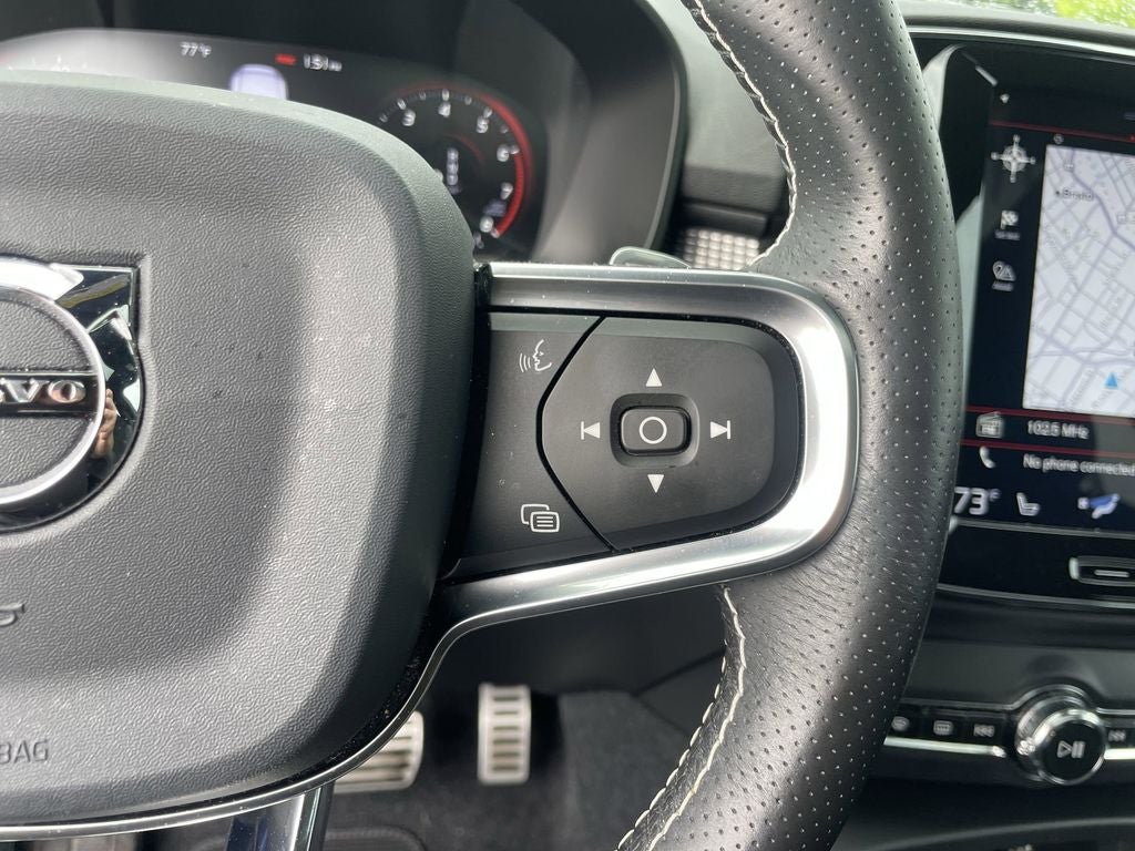 2020 Volvo XC40 R-Design