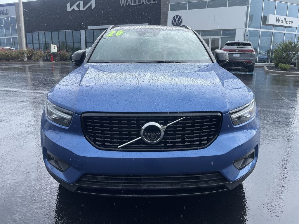 2020 Volvo XC40 R-Design